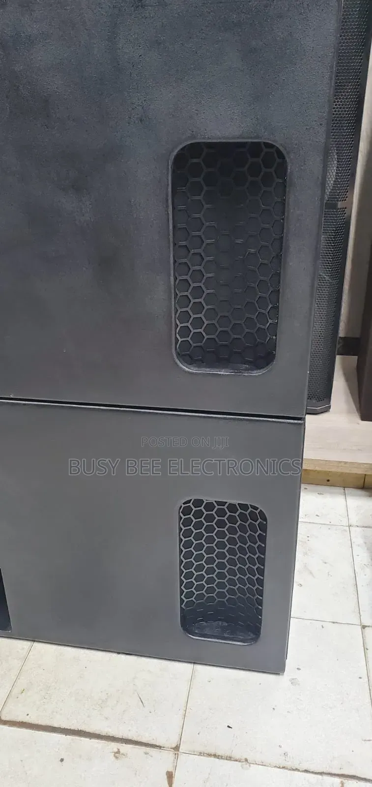 Nexo 18" Open Cabinet