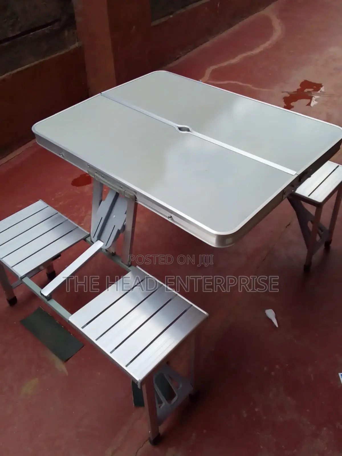 Camping Table, Easy to Clean Table'