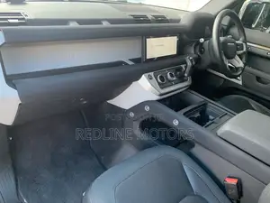 Land Rover Defender 110 SE 4x4 2020 Gold