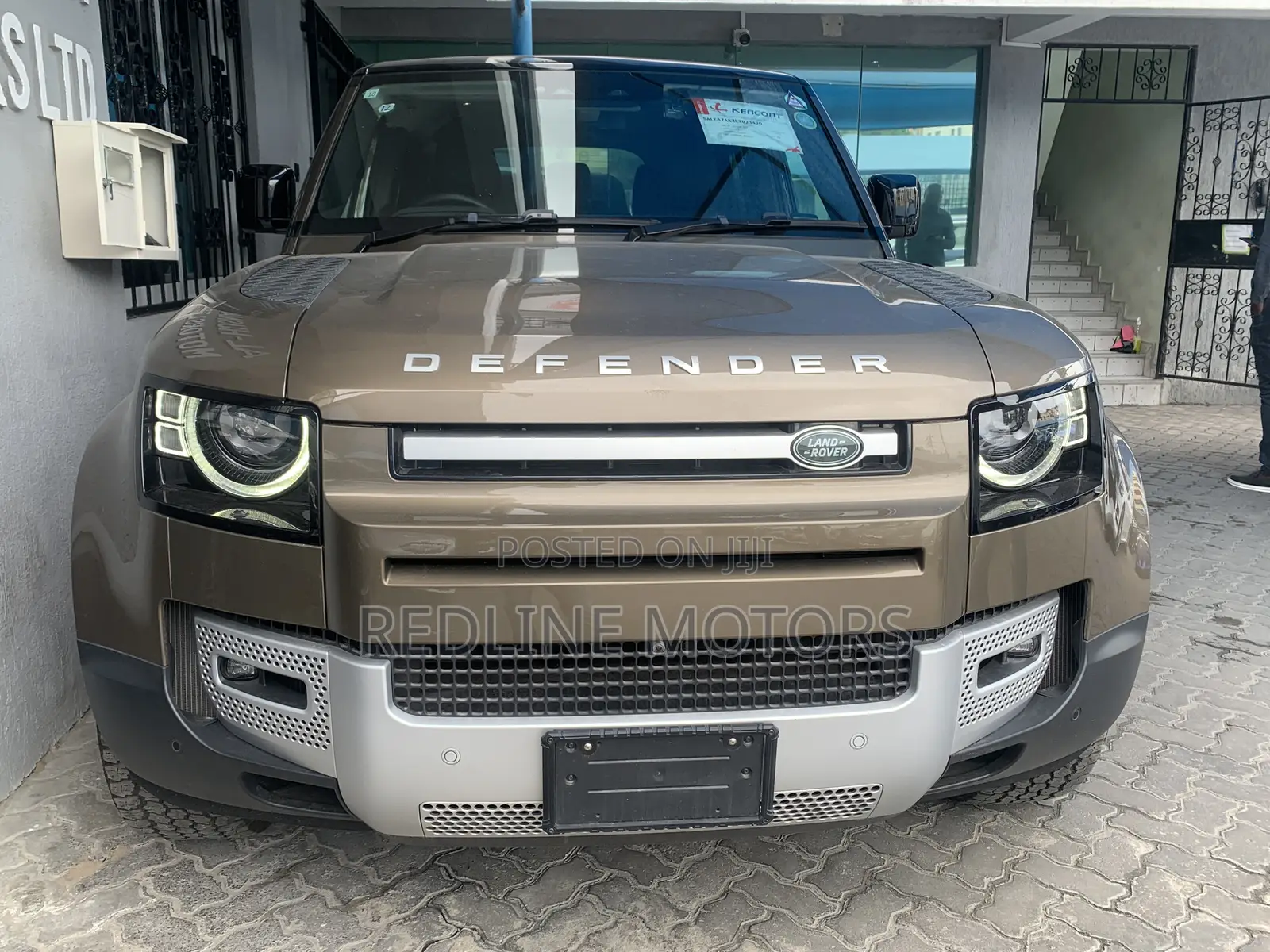 Land Rover Defender 110 SE 4x4 2020 Gold