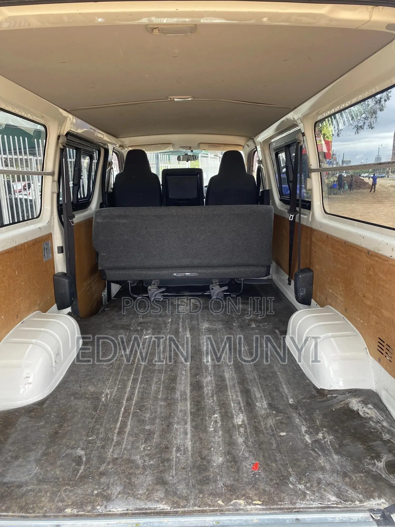 Toyota HiAce 2017 Grey