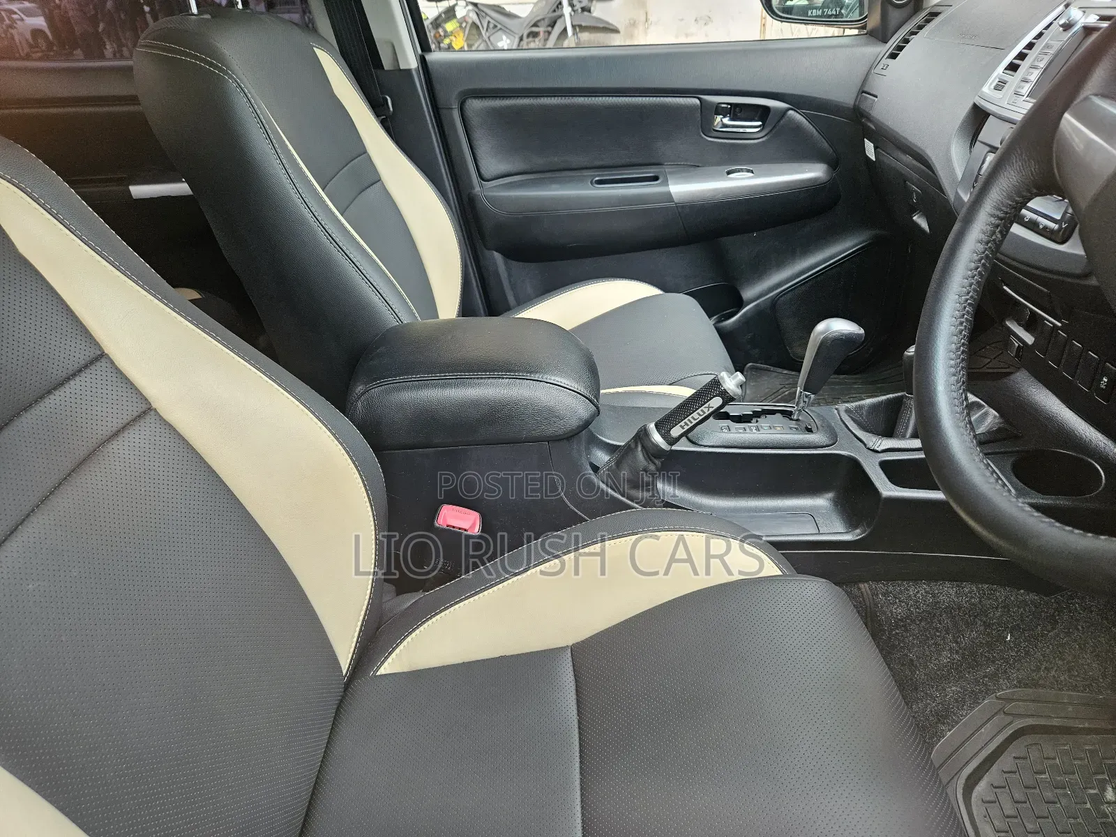 Toyota Hilux 2016 Silver