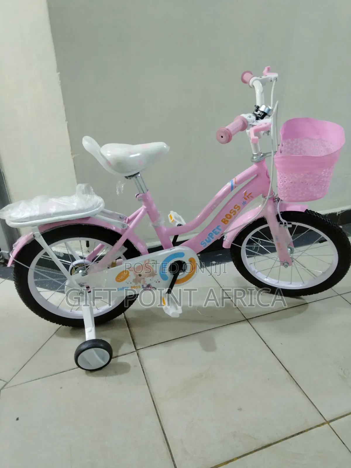 Size 16"Kids Bikes Pink in Color
