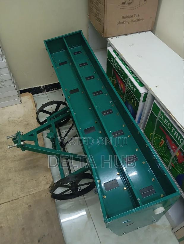 Commercial Seed Planter. - main view