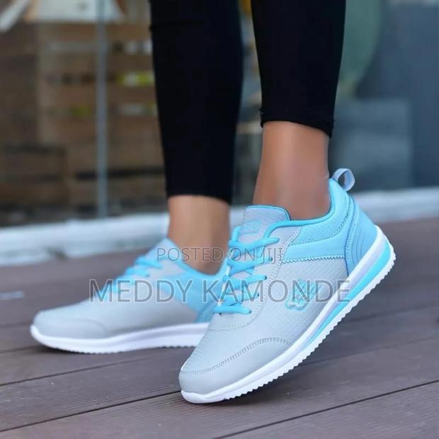 Deaigner Stylish Sneakers - thumbnail 2