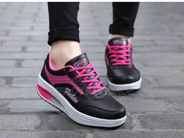 Designer Fashion Sneaker - thumbnail 2