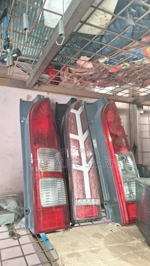 Taillight Toyota Hiace 7l Ex- Japan