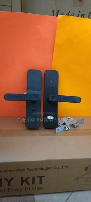 Airbnb Key Access Door Security - thumbnail 2