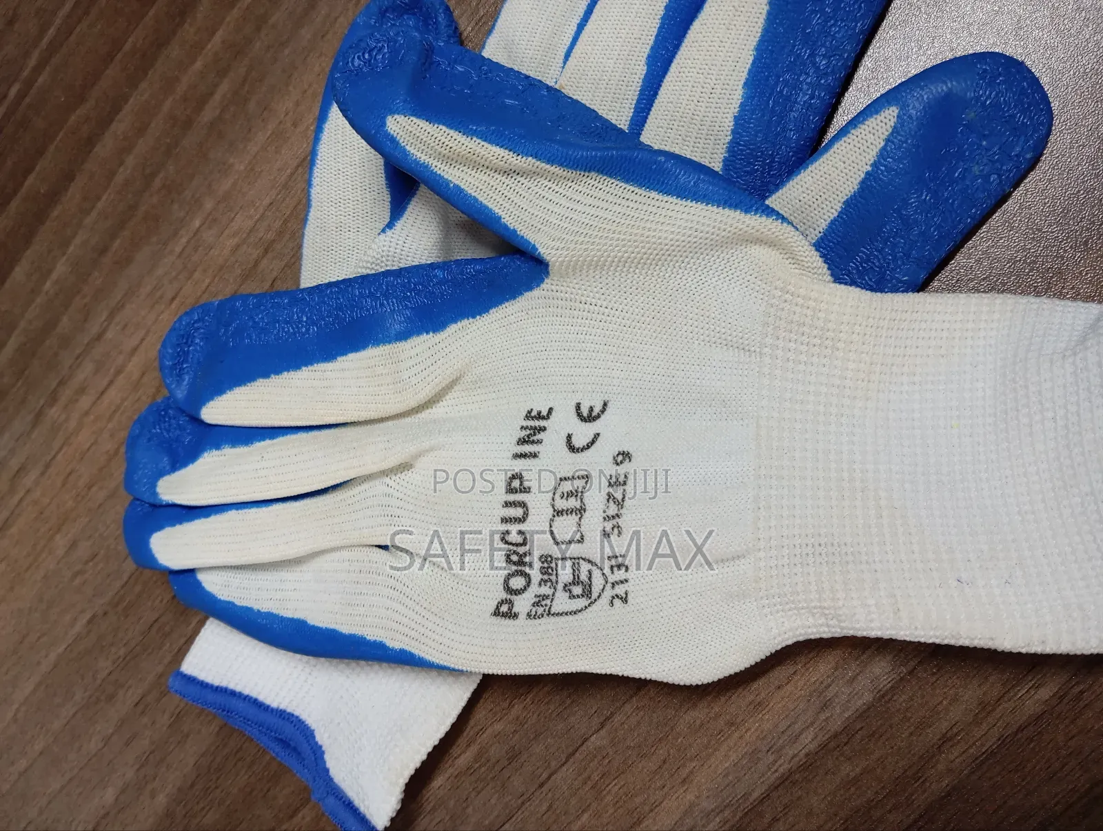 Antislip Porcupine Gloves E388