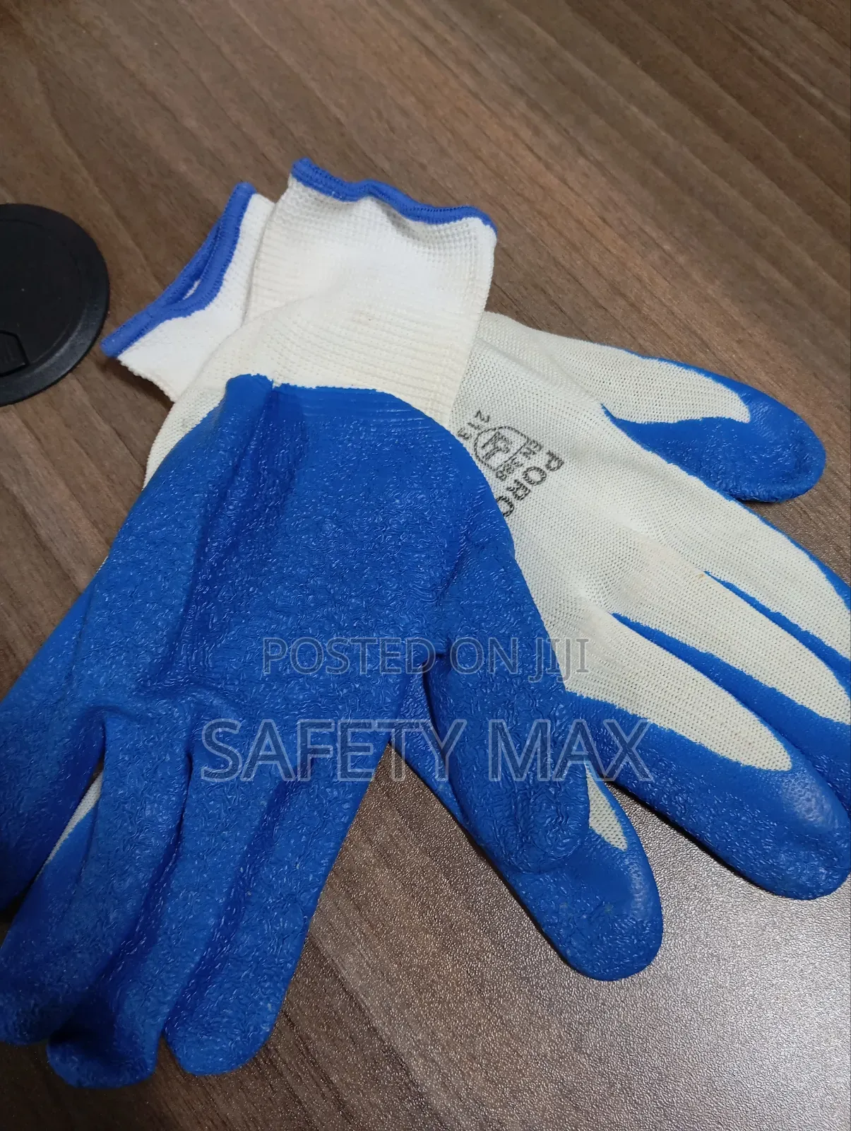 Antislip Porcupine Gloves E388