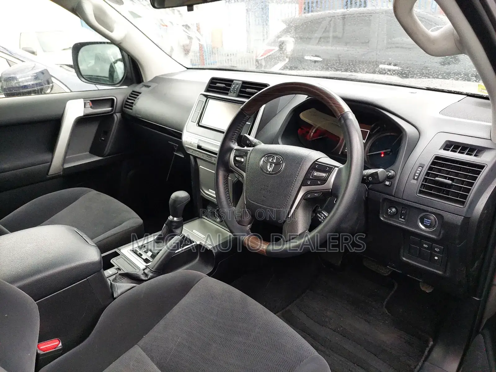 Toyota Land Cruiser Prado 2018 Gold