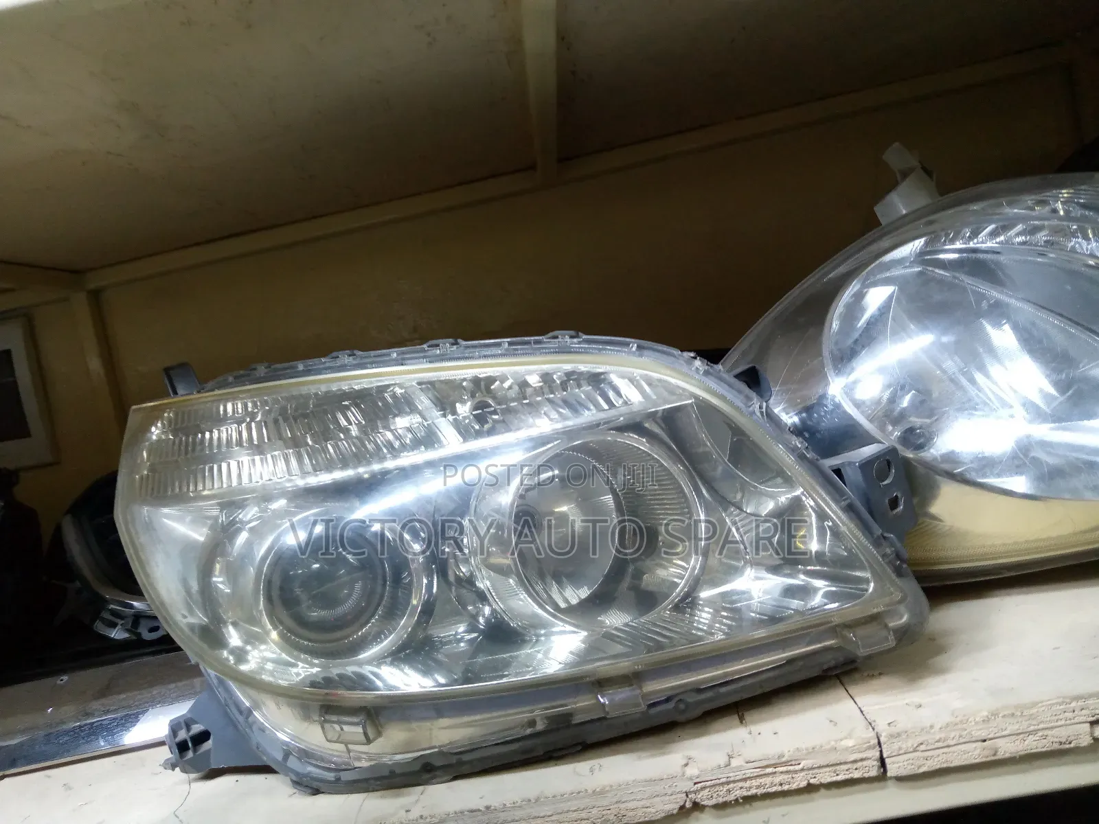 Rush Headlights Non Xenon