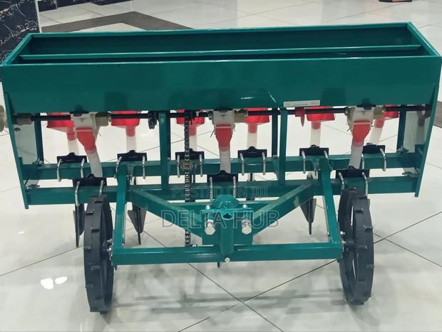 Best Reliable Track Driven Commercial Seed Planter - main view