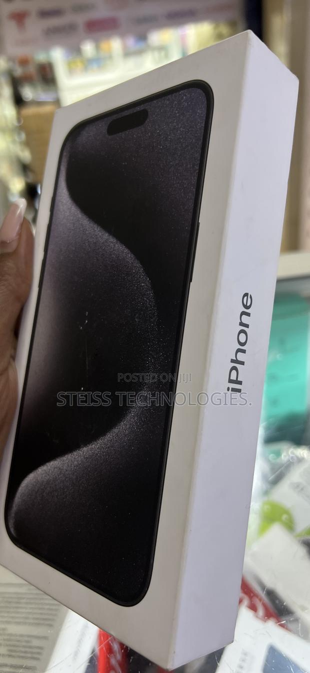 New Apple iPhone 15 Pro Max 256 GB Black - thumbnail 4