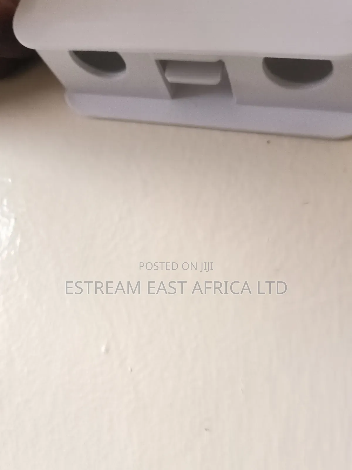 5 Port Outdoor Poe Extender/Passthrough Switch.