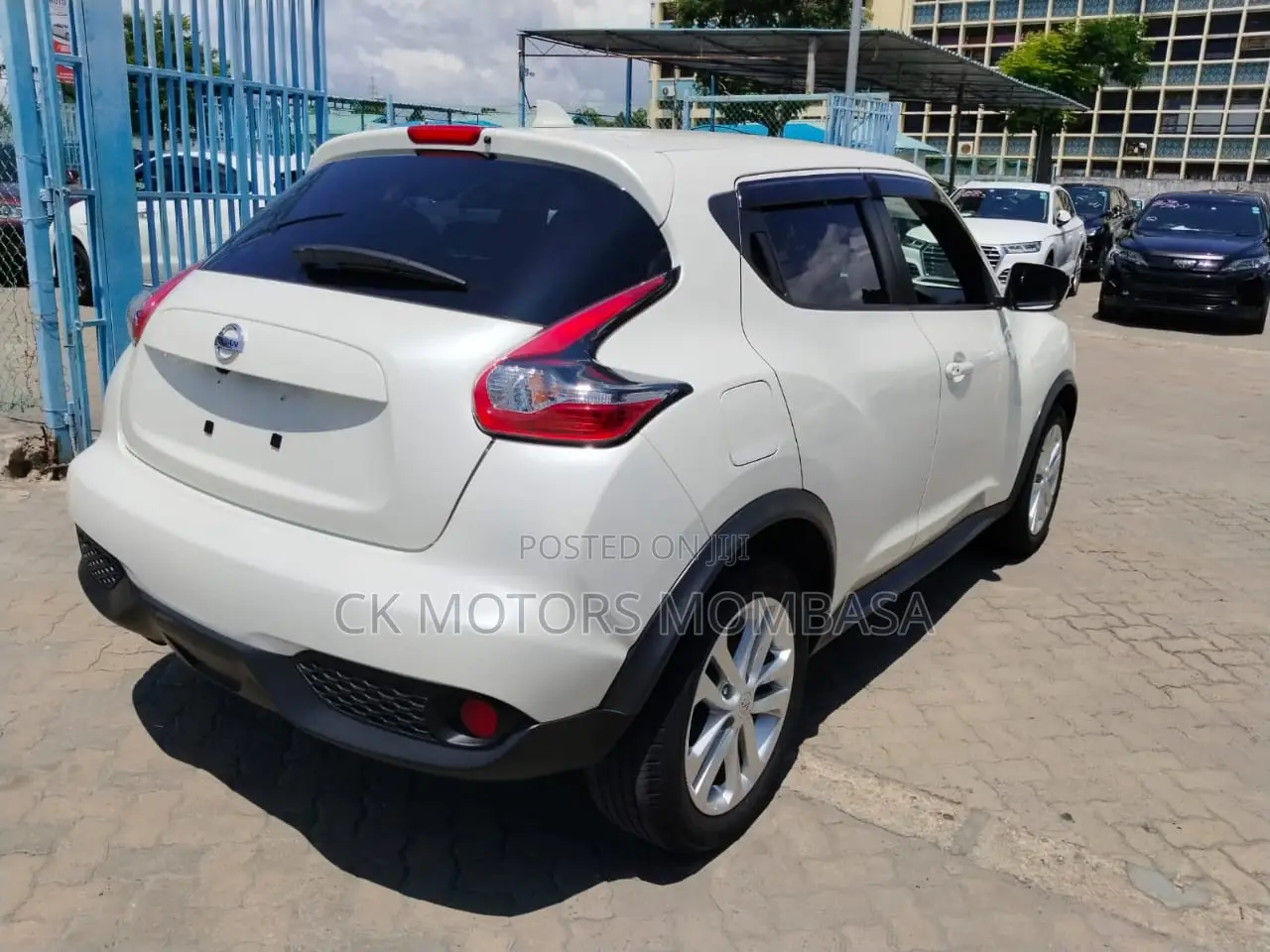 Nissan Juke 2017 White