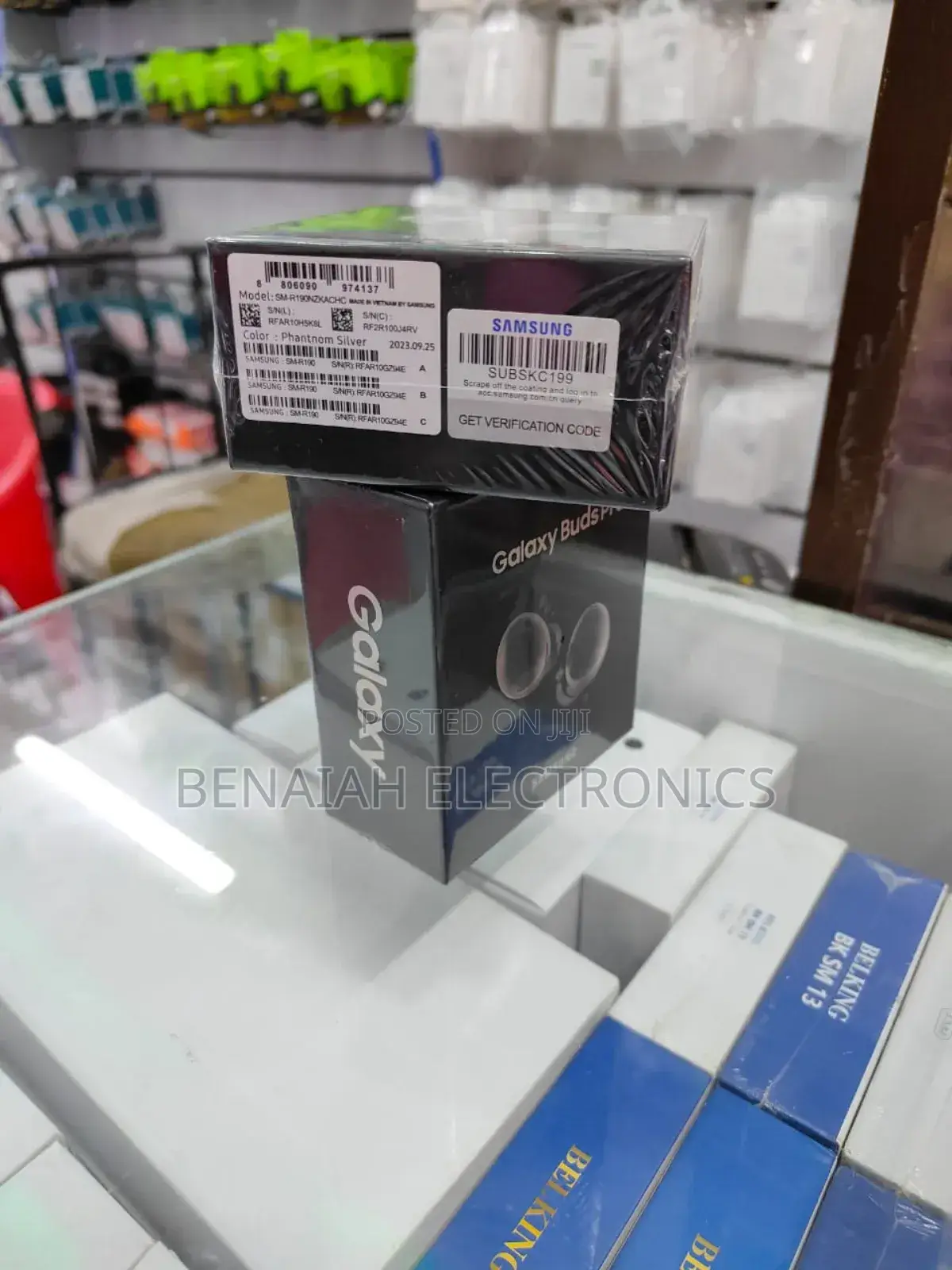 Samsung Galaxy Pro Buds.(Original Buds)