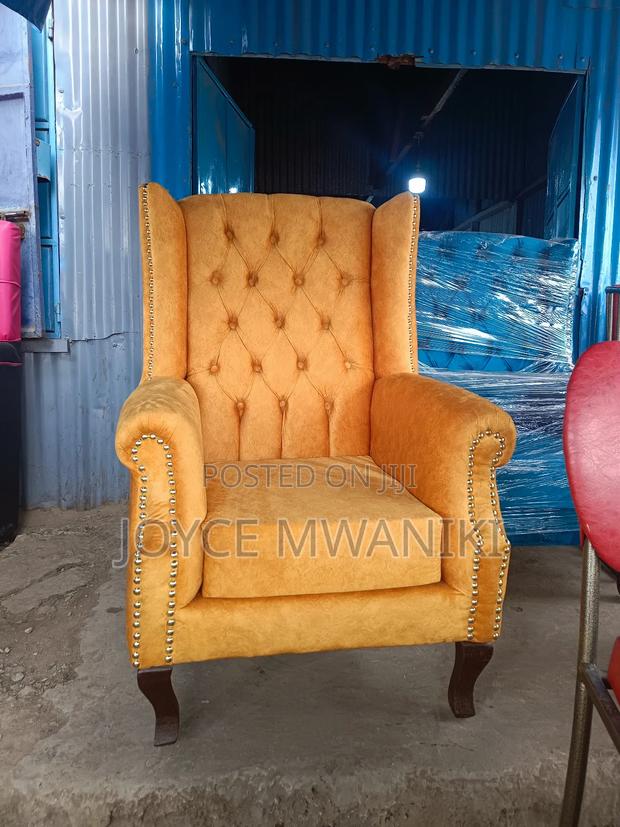 King Size Chair, Gold  - thumbnail 2