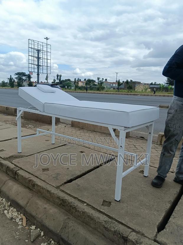 Foldable White Colour Massage Bed - thumbnail 2
