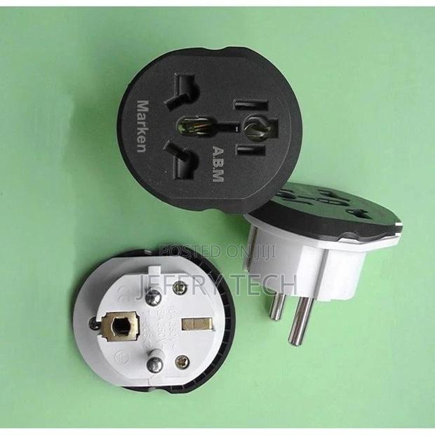 US Plug to French Plug Adapter - main view