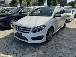 Mercedes-Benz B-Class 2017 White
