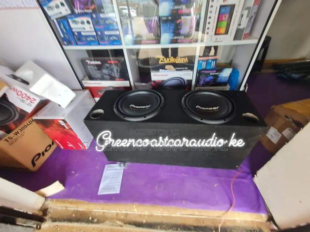 Vehicle Sound Installation - thumbnail 3