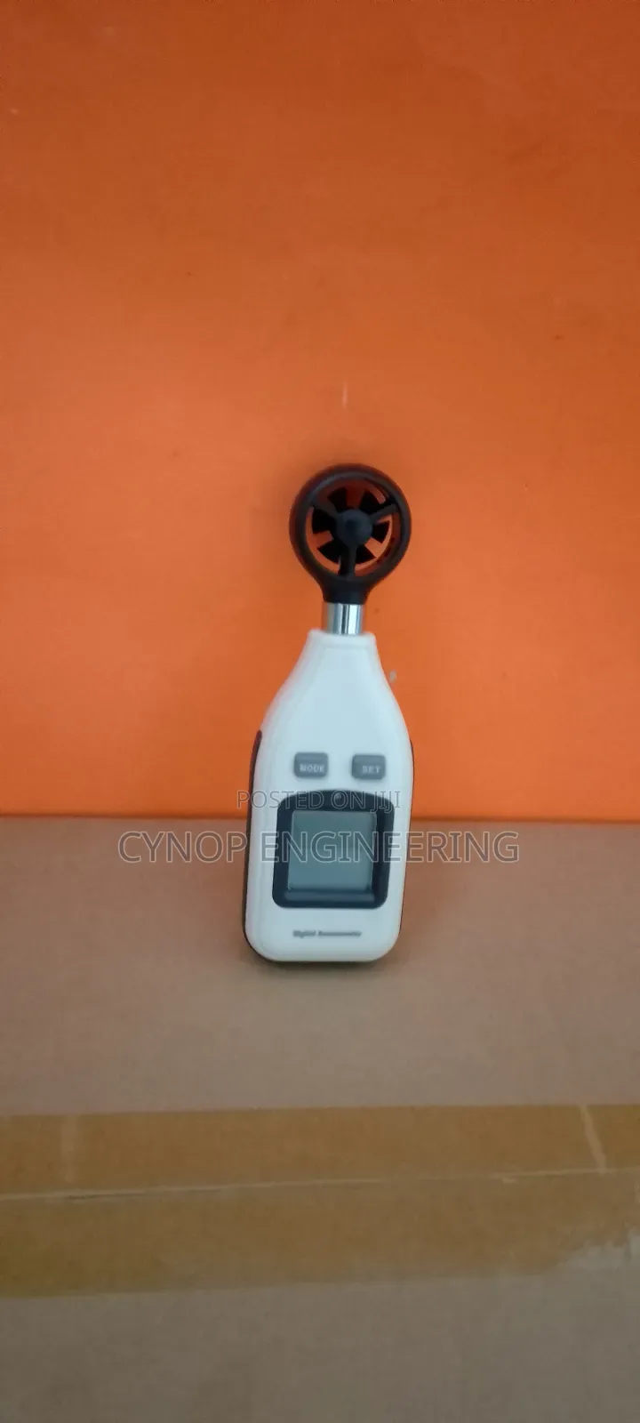 Digital Anemometer for Professional Weather Measuring