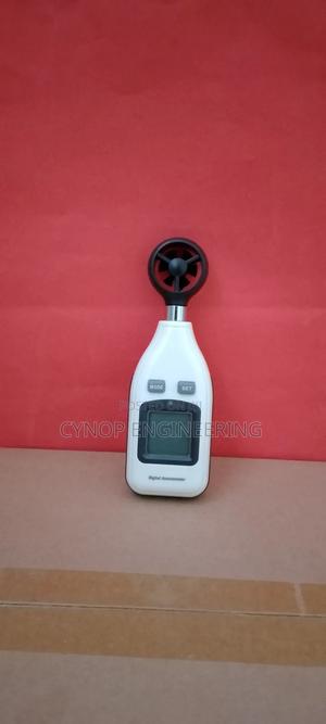 Light Weight Digital Anemometer With Carrying Case - thumbnail 2