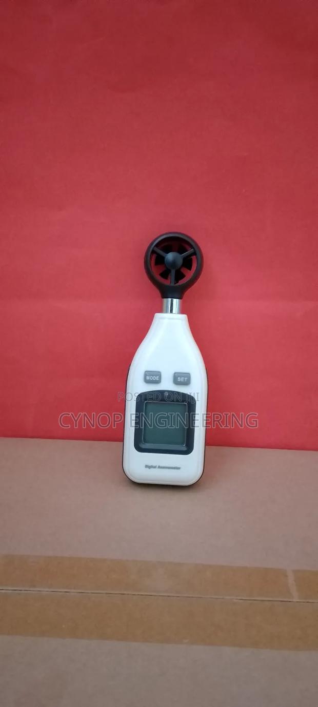 Light Weight Digital Anemometer With Carrying Case - main view