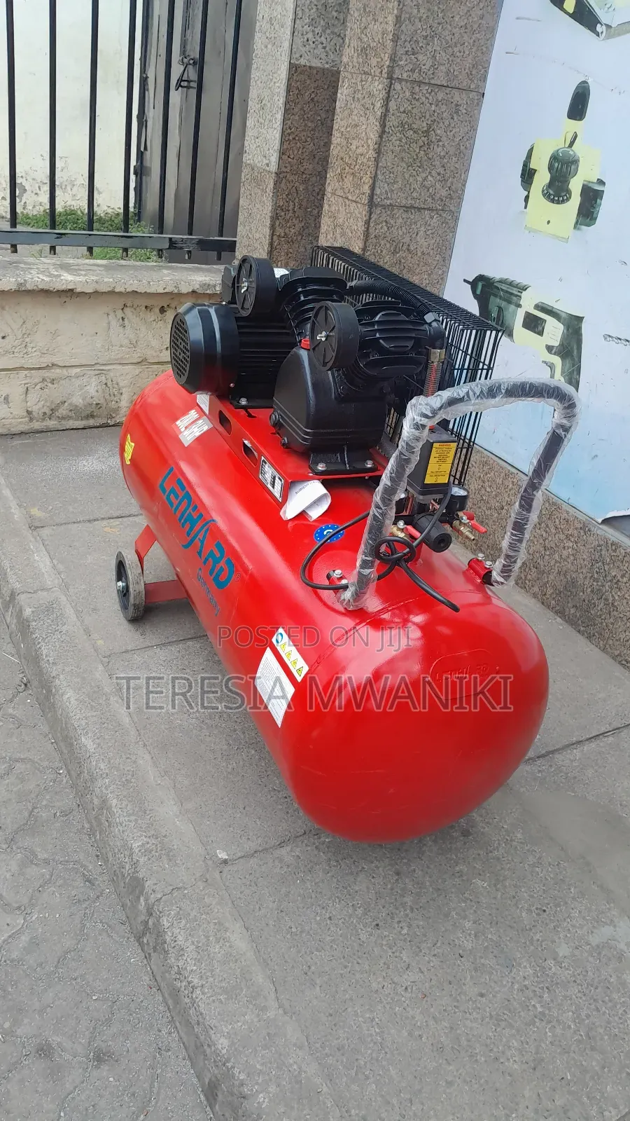 AIR COMPRESSOR(200ltrs)Lenhard Germany