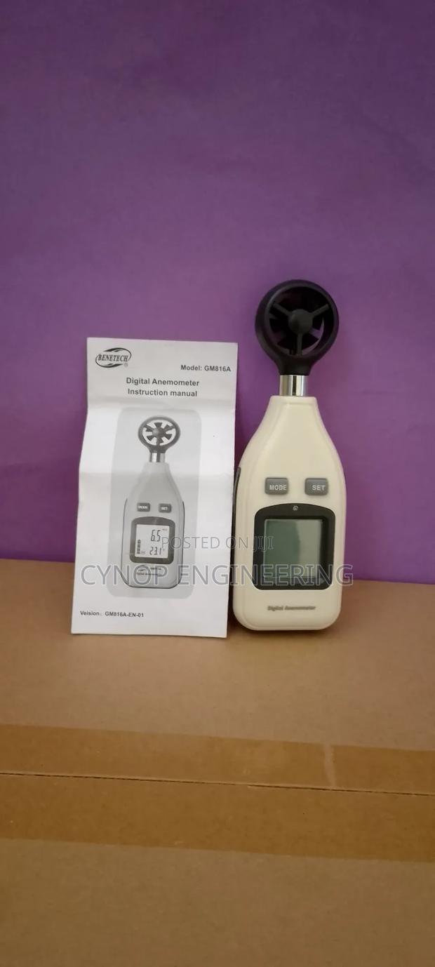 Digital Anemometer With Wide Measuring Range