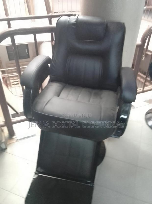 Classic Barber Chair