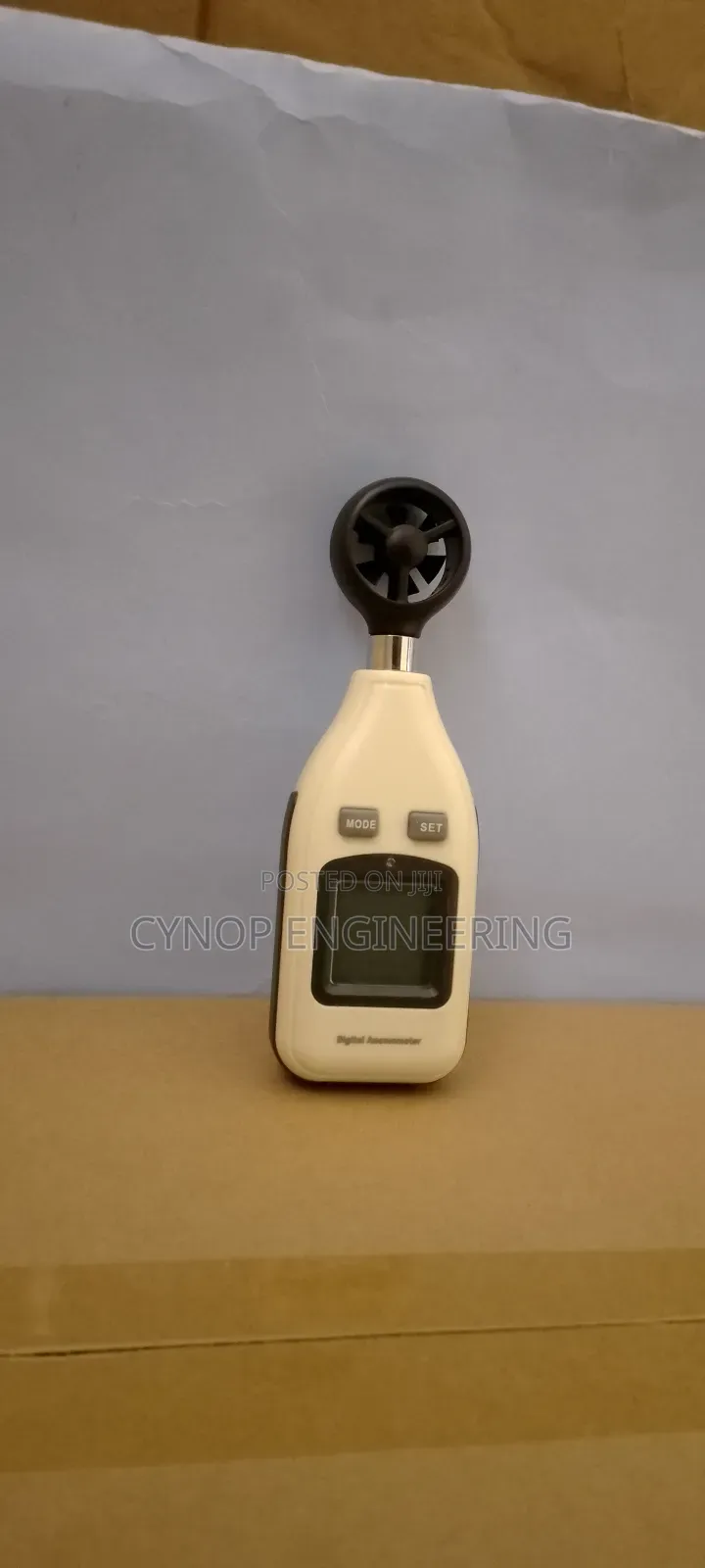 Digital Anemometer With Customizable Settings Option