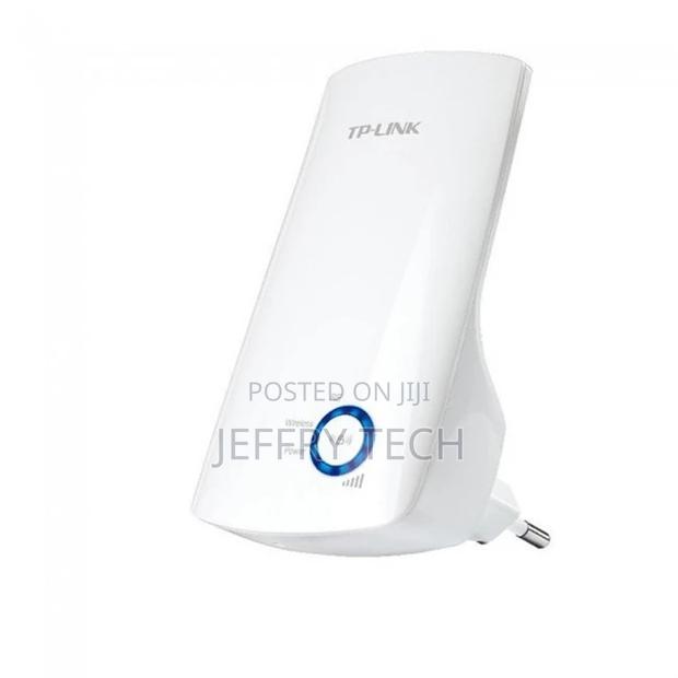 Tp-Link TL-WA850RE 300mbps Universal Wi-Fi Range Extender - main view