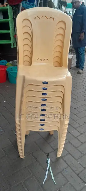 Hard Plastic Kenpoly Armless Chair