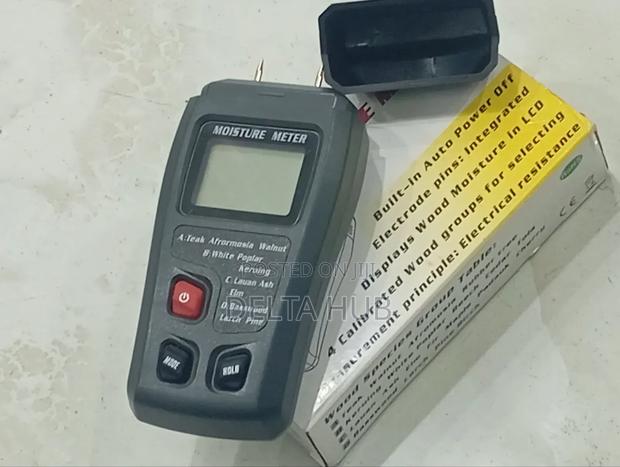 New Quality Wood and Paper Moisture Meter. - main view