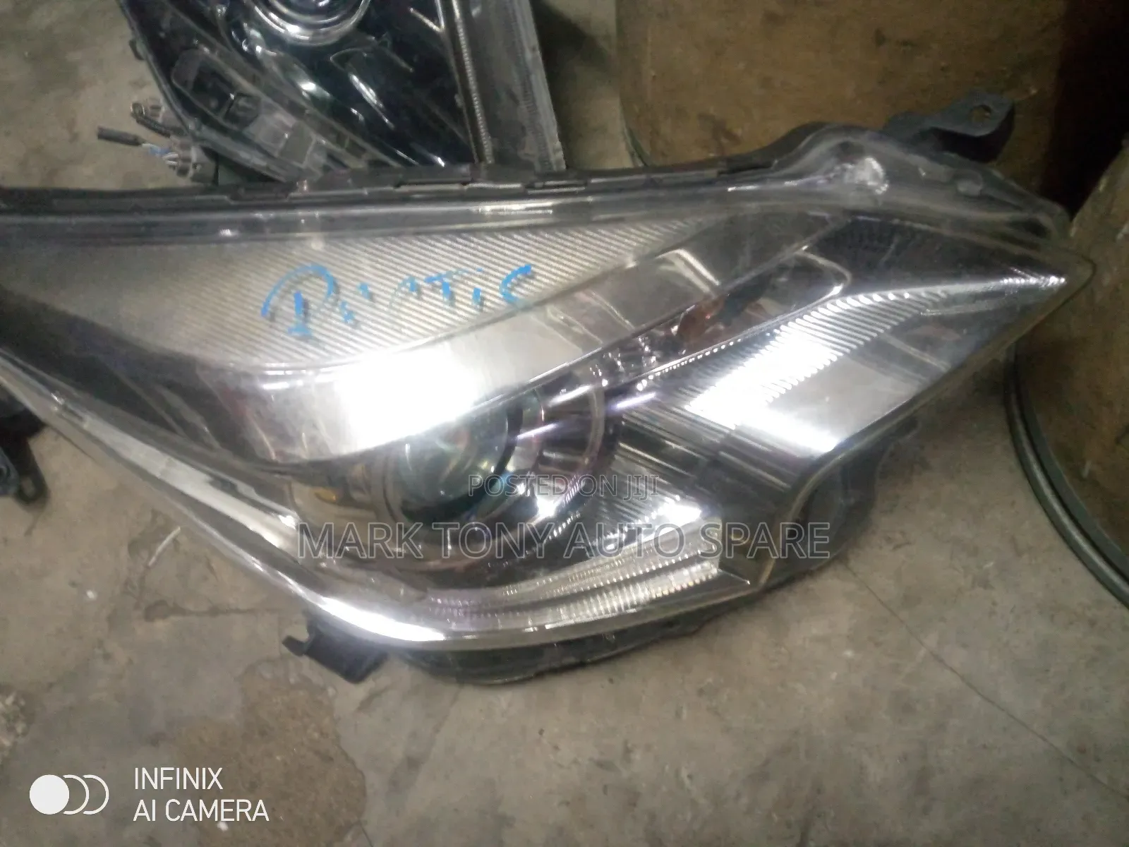 Ractis Headlight New Zenon