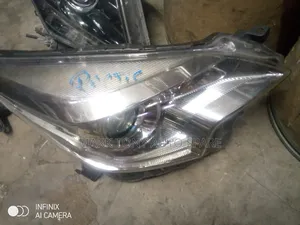 Ractis Headlight New Zenon