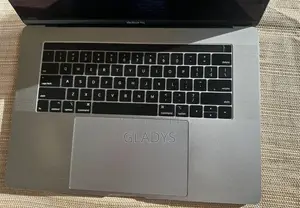 Laptop Apple MacBook Pro 2019 16GB Intel Core I9 SSD 512GB