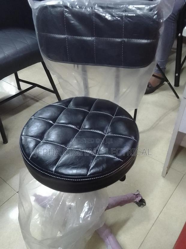 Pedicure Stool - main view