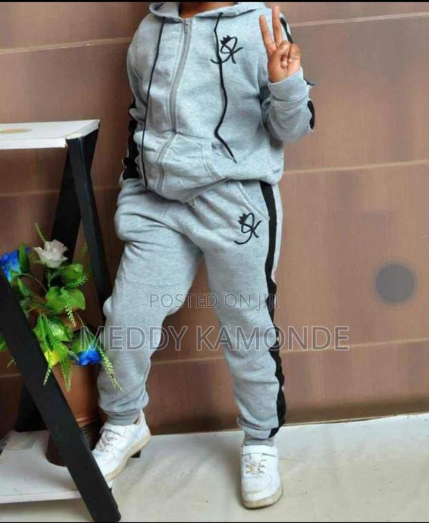 Stylish Kids Adults Tracksuit - thumbnail 3