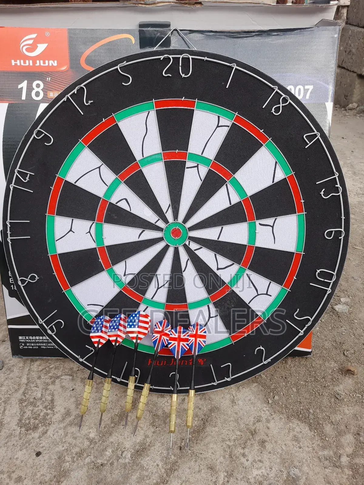 Original Dartboard >Dart Board Game Available 18"