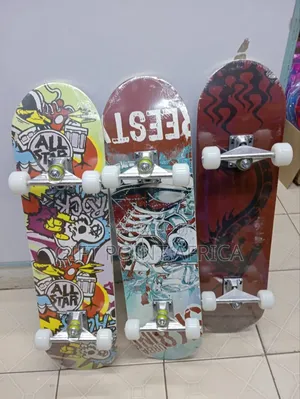 Medium Skates Board With Rubber Wheels