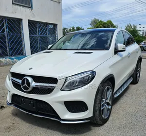 Mercedes-Benz GLE-Class 2018 White