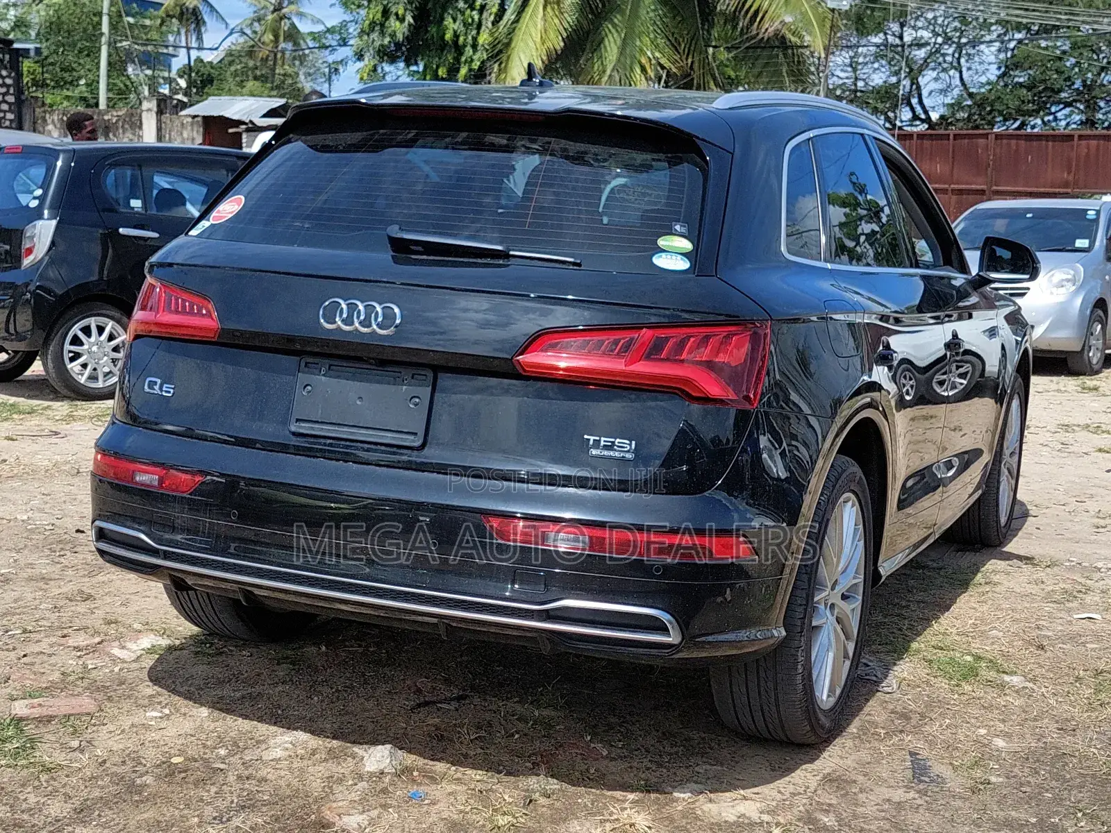 Audi Q5 2018 Matt Black