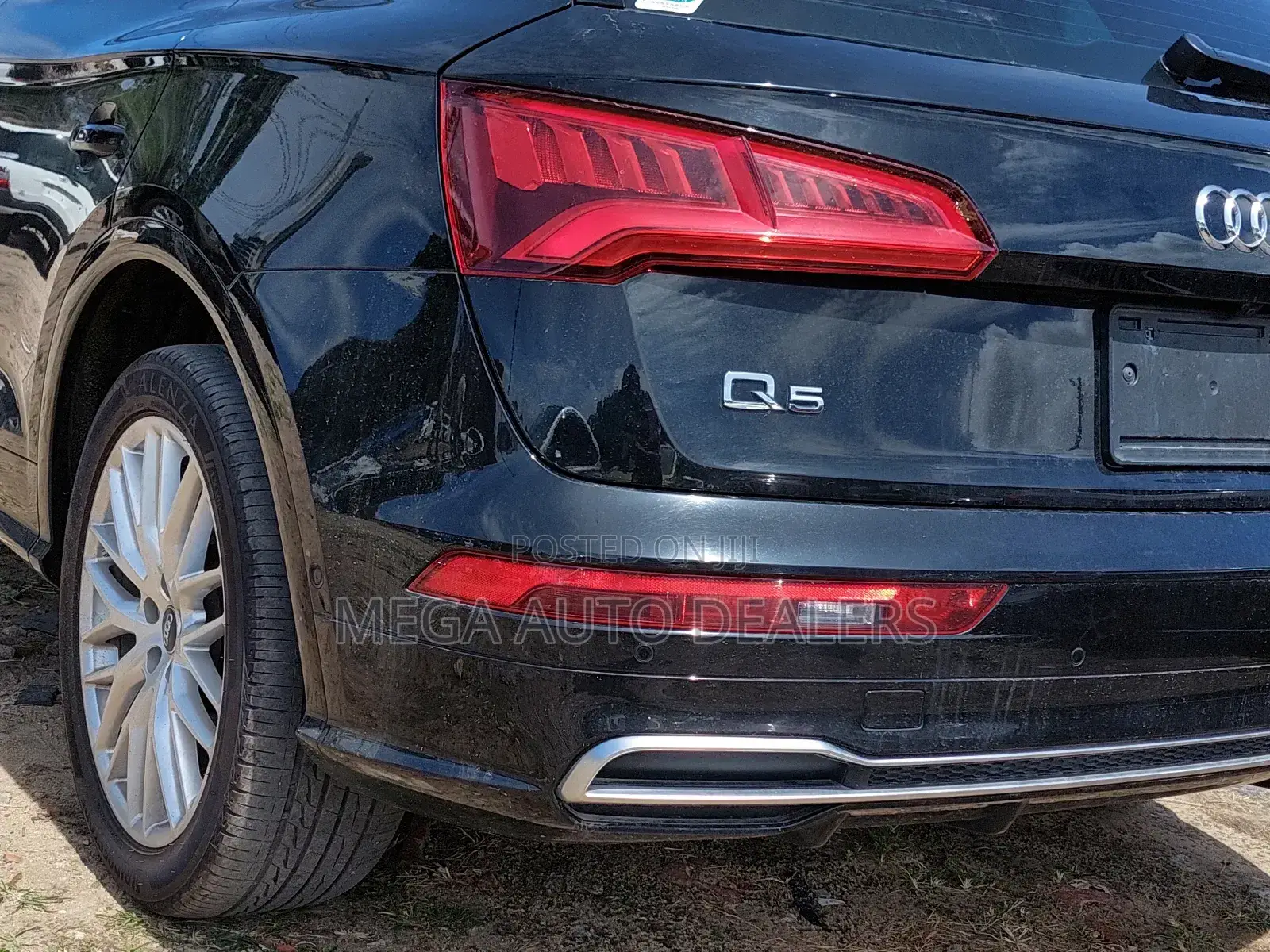 Audi Q5 2018 Matt Black