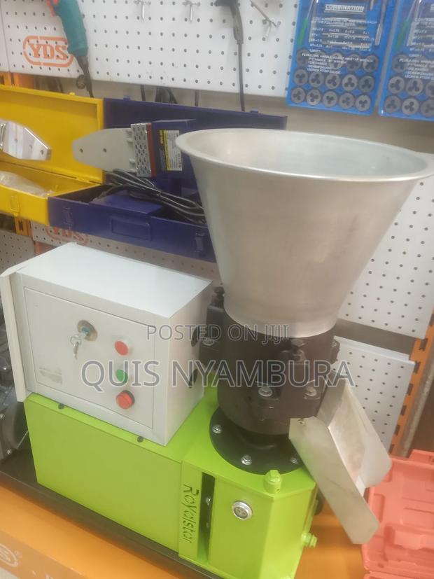 Commercial Peanut Butter Machine