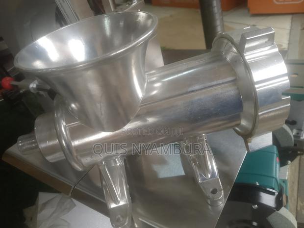 Manual Meat Mincer #22 - thumbnail 2