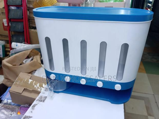 Cereals Dispenser 5 Compartment