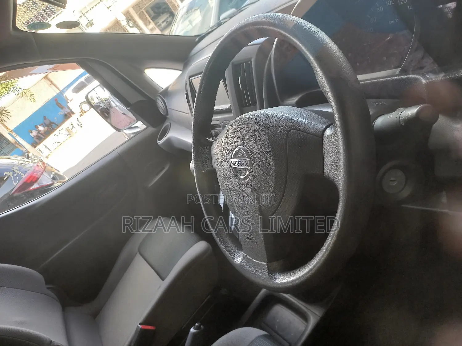 Nissan NV200 SV 2017 Silver